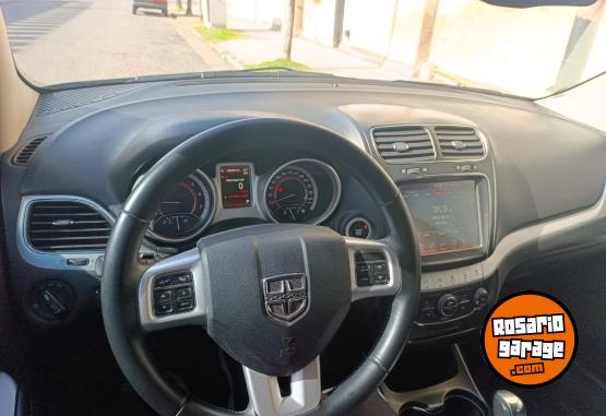 Camionetas - Dodge JOURNEY 2017 Nafta 130000Km - En Venta