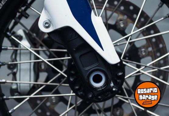 Motos - Husqvarna 701 supermoto 2018 Nafta 14000Km - En Venta