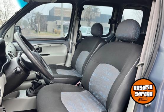 Autos - Renault Kangoo authentique 2011 Diesel 78000Km - En Venta