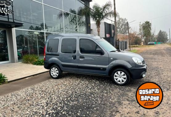 Utilitarios - Renault Kangoo authentique 2011 Diesel 78000Km - En Venta
