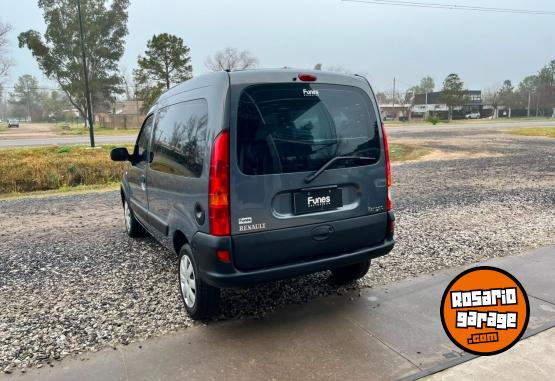Utilitarios - Renault Kangoo authentique 2011 Diesel 78000Km - En Venta