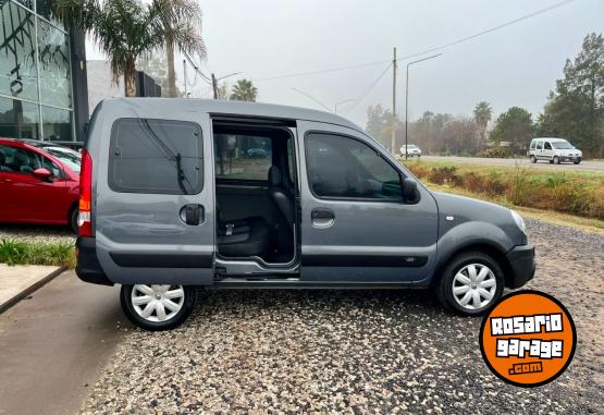 Utilitarios - Renault Kangoo authentique 2011 Diesel 78000Km - En Venta