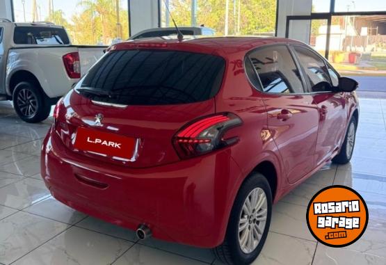Autos - Peugeot 208 ALLURE 2019 Nafta 85000Km - En Venta