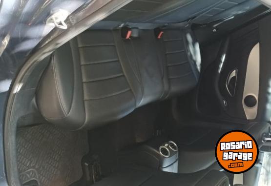 Autos - Mercedes Benz Glc 300 2016 Nafta 172000Km - En Venta