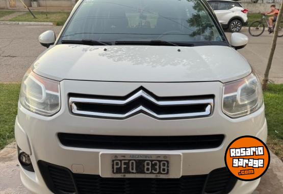 Autos - Citroen Pocasso C3 2015 Nafta 143000Km - En Venta