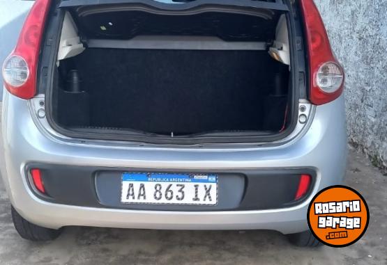 Autos - Fiat Attractive 2017 Nafta 127000Km - En Venta