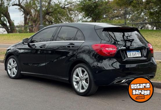 Autos - Mercedes Benz A200 2017 Nafta 76000Km - En Venta