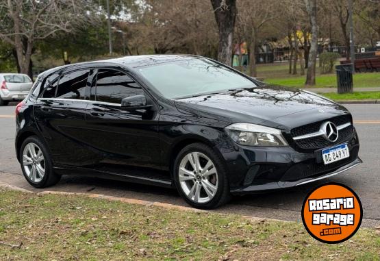 Autos - Mercedes Benz A200 2017 Nafta 76000Km - En Venta