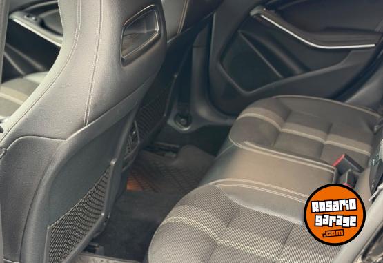 Autos - Mercedes Benz A200 2017 Nafta 76000Km - En Venta