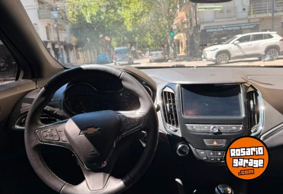 Autos - Chevrolet Cruze 5 2021 Nafta 127000Km - En Venta