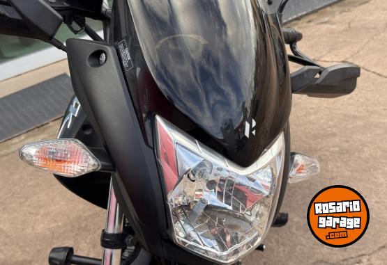 Motos - Hero HUNK 150 2024 Nafta 7870Km - En Venta