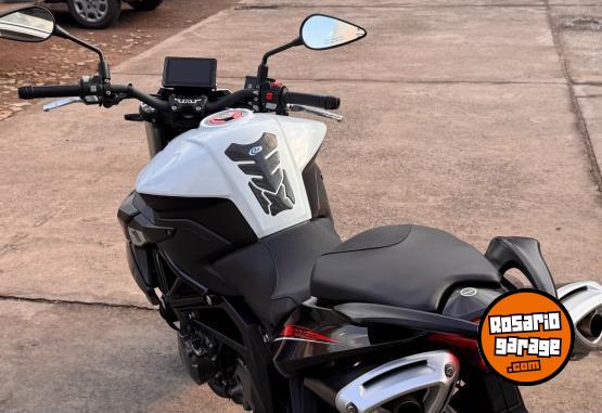 Motos - Benelli TNT 600I 2022 Nafta 9600Km - En Venta