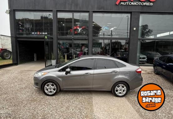 Autos - Ford Fiesta s plus 4p 2014 Nafta  - En Venta