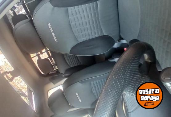 Utilitarios - Fiat Strada 2014 Nafta 90000Km - En Venta