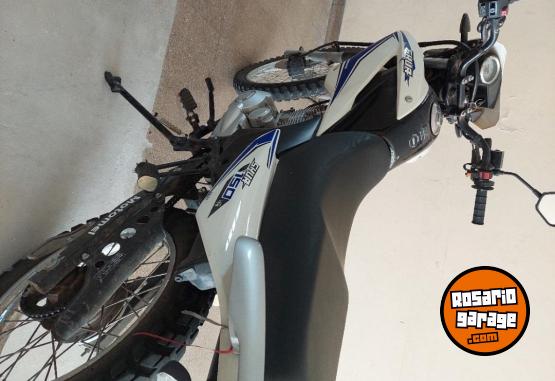 Motos - Motomel Skua 2018 Nafta 11000Km - En Venta
