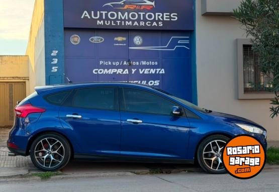 Autos - Ford FOCUS SE 2017 Nafta 129000Km - En Venta