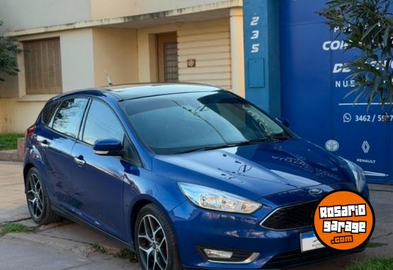 Autos - Ford FOCUS SE 2017 Nafta 129000Km - En Venta