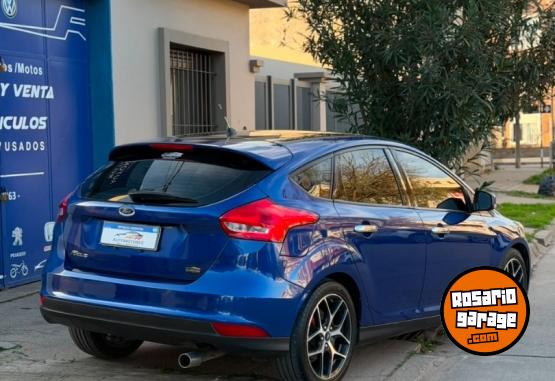 Autos - Ford FOCUS SE 2017 Nafta 129000Km - En Venta