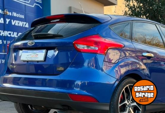 Autos - Ford FOCUS SE 2017 Nafta 129000Km - En Venta