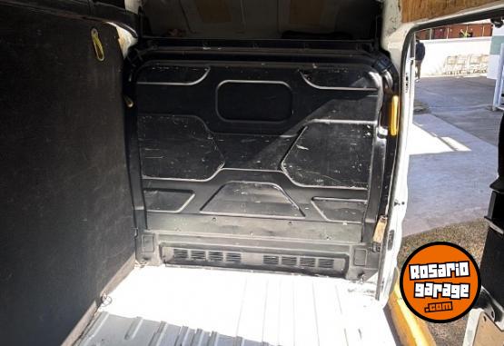 Utilitarios - Ford Transit 2021 Diesel 260000Km - En Venta