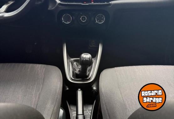 Autos - Fiat Argo Drive 2019 Nafta 79000Km - En Venta