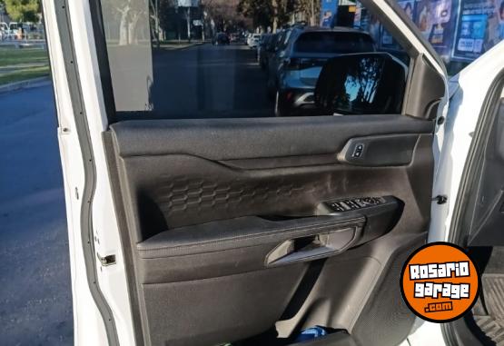 Camionetas - Ford Ranger XLT 2024 Diesel 31920Km - En Venta