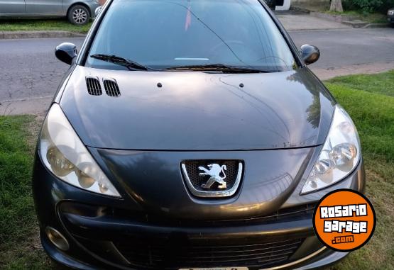 Autos - Peugeot 207 hdi 2011 Diesel 170000Km - En Venta