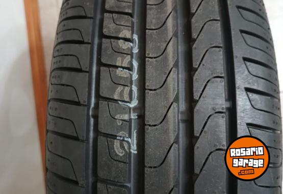 Accesorios para Autos - Rueda Cruze Premier Turbo 2021 De 17  Color Diamante Grafito - En Venta