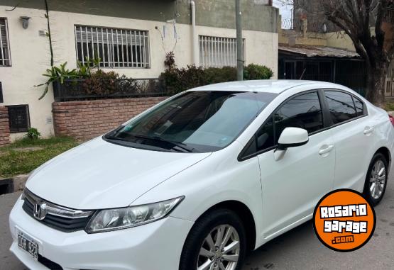 Autos - Honda Civic Lxs 2014 Nafta 141000Km - En Venta
