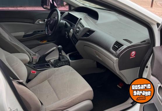 Autos - Honda Civic Lxs 2014 Nafta 141000Km - En Venta