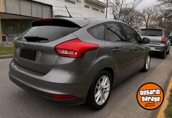 Autos - Ford focus 2017 GNC 100000Km - En Venta