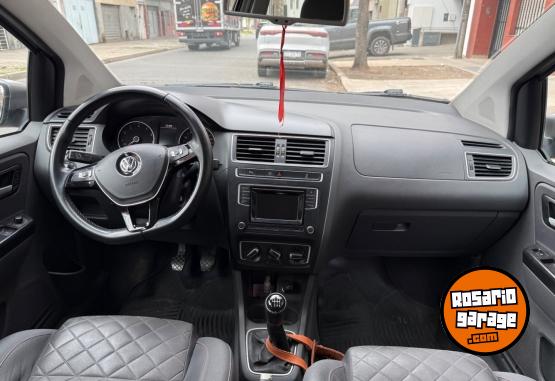 Autos - Volkswagen Suran 2017 Nafta 143000Km - En Venta