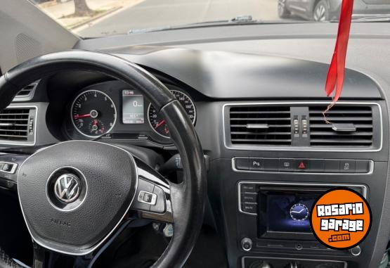 Autos - Volkswagen Suran 2017 Nafta 143000Km - En Venta