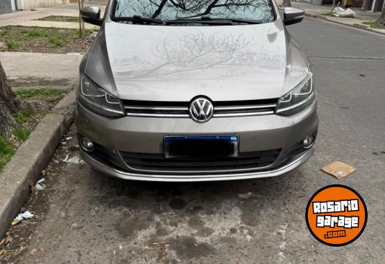 Autos - Volkswagen Suran 2017 Nafta 143000Km - En Venta