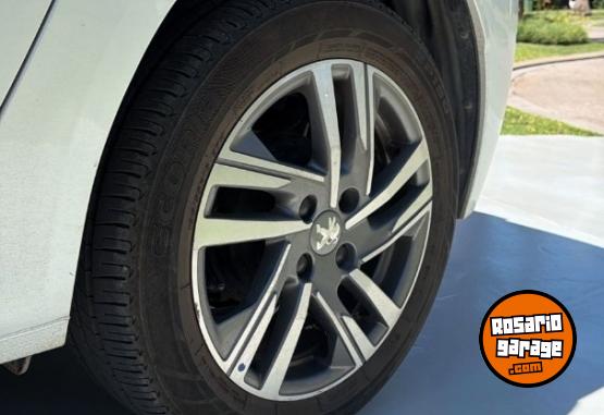 Autos - Peugeot 208 allure pack 1ra mano 2021 Nafta 56000Km - En Venta
