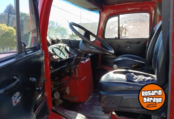 Camiones y Gr�as - Es t� Oportunidad - En Venta