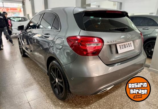 Autos - Mercedes Benz A200 Blueeficiency Urban 2016 Nafta 120000Km - En Venta