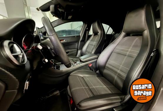 Autos - Mercedes Benz A200 Blueeficiency Urban 2016 Nafta 120000Km - En Venta