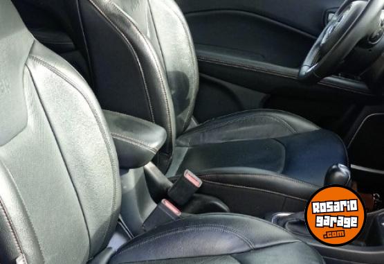 Autos - Chrysler JEEP COMPASS 2021 Nafta 113000Km - En Venta