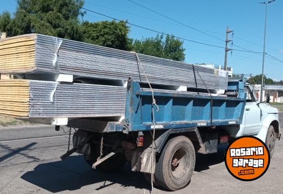 Camiones y Gr�as - Camion volcador Chebrolet C/60 - En Venta