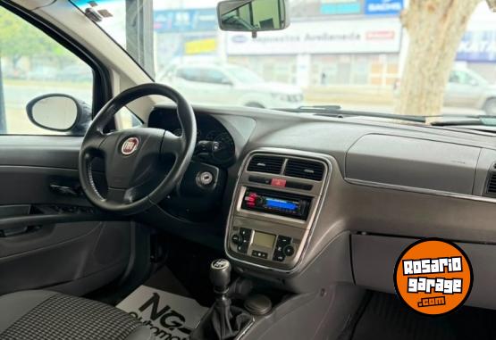 Autos - Fiat Punto Essence 1.6 2012 Nafta 120000Km - En Venta