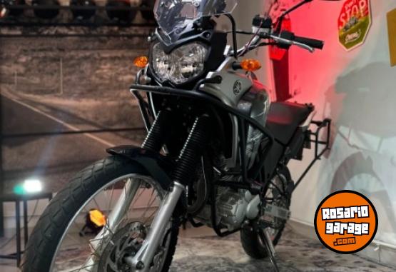 Motos - Yamaha TENERE 250 2018 Nafta 9000Km - En Venta
