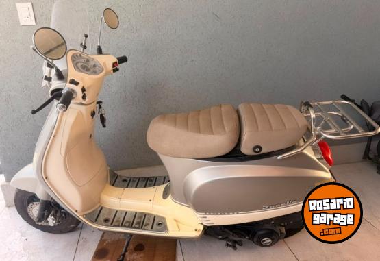 Motos - Zanella Styler 150 Exclusive 2017 Nafta 18000Km - En Venta