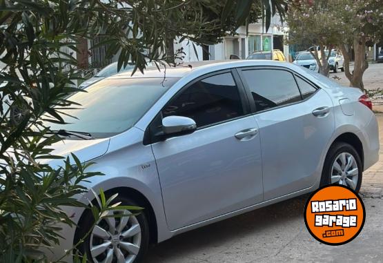 Autos - Toyota COROLLA XLI 1.8 CVT 2015 Nafta 215000Km - En Venta