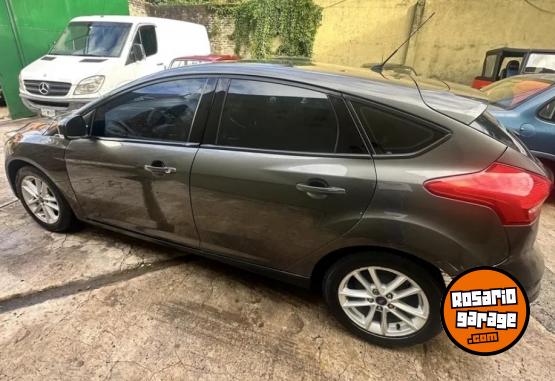 Autos - Ford Focus 2015 Nafta 94000Km - En Venta