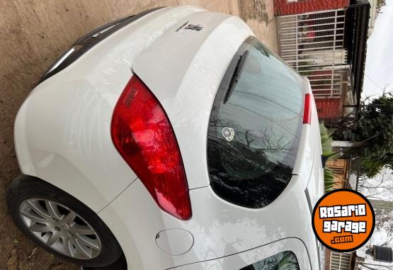 Autos - Peugeot 308 allure GPS 1 2013 Nafta 153000Km - En Venta