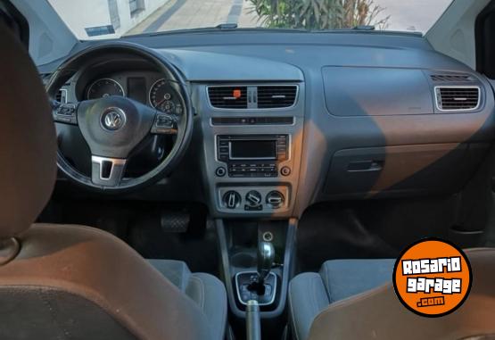 Autos - Volkswagen SURAN HIGHLINE I MOTION 2014 Nafta 100000Km - En Venta