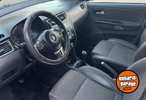 Autos - Volkswagen SURAN 1.6 COMFORTLINE 2011 Nafta 175000Km - En Venta
