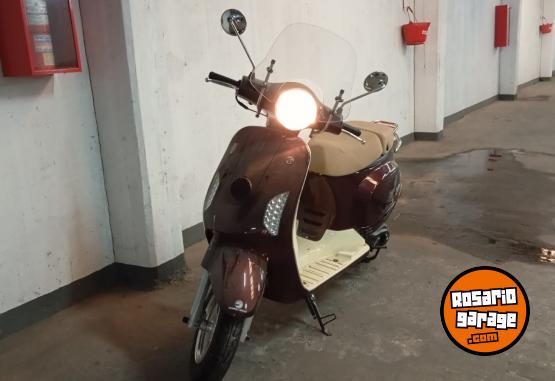 Motos - Motomel Strato Euro 2024 Nafta 350Km - En Venta