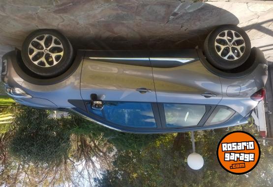 Autos - Renault Captur intens 1.6 2020 Nafta 65000Km - En Venta